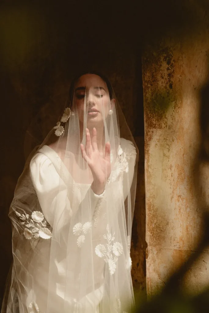 Couple celebrating their wedding in Mexico, romantic and intimate wedding photography by Joice Dahianna